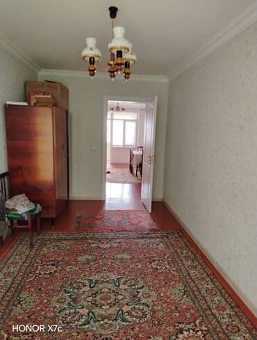 Qarajlar: 3 otaqlı mənzil – - Otaqlar: 3 ayrı otaq, işıqlı pəncərələr, klassik — 4