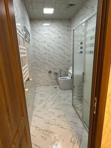 ecemide kiraye evler ucuz: Mənzil kirayə verilir. Yaşıl bazarın yanı 17.9 mərtəbə, 120 kv 3 otaq — 6