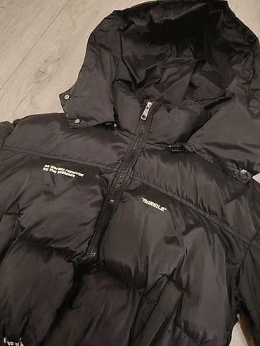 kurtkalar 2022: Qısa puffer qış gödəkçəsi – qara rəng unisex Metrolarda çatdırılma — 2