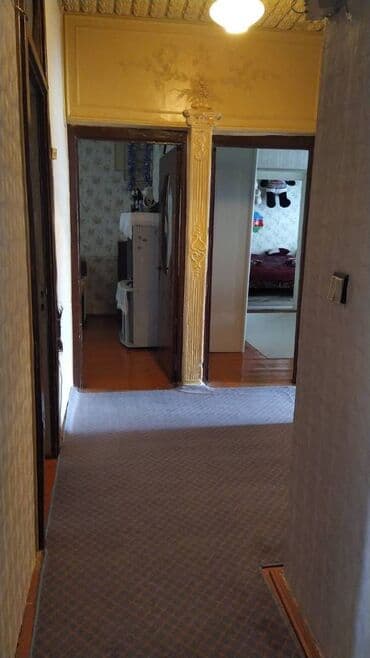 9 ci mikrorayon satilan evler: Bakı, Qaraçuxur qəs., 4 otaqlı, Köhnə tikili, 110 kv. m — 9