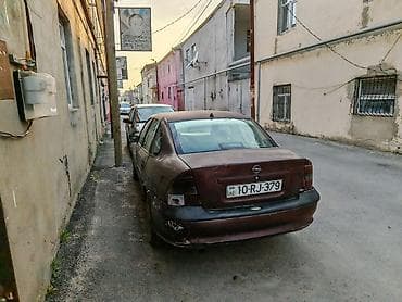 opel vectra b: Opel Vectra: 1.6 l | 1997 il 2 km Sedan — 1