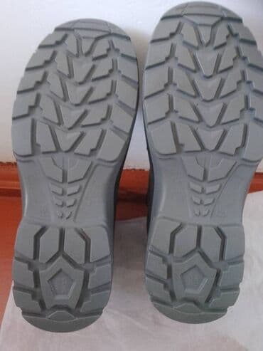 iw elanlari 2021: Yenidir.
Ölçü 41-42. Qiymət 30 AZN — 5