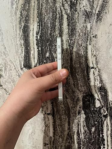 yeni iphone 5s: IPhone 5s, 16 GB, Gümüşü, Barmaq izi — 3