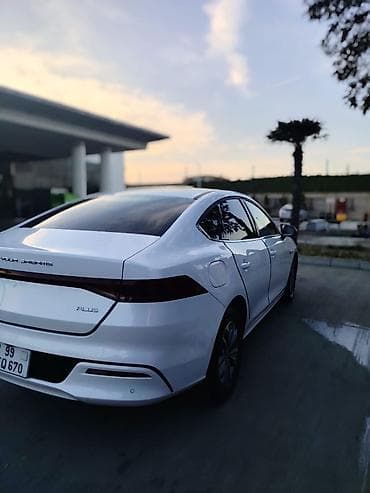 BYD Qin Plus: 1.5 l | 2025 il 16496 km Sedan — 4