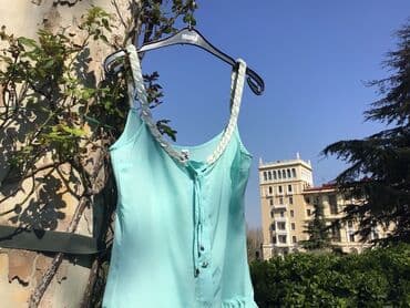 боорсок на заказ бишкек: Платье декольте. Длина выше колена. Бренд: WAGGON (париж). Размер — 1