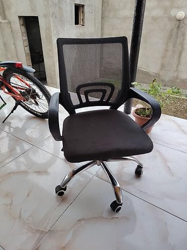 2 ci əl stullar: Kreslo oturacaq salon ofis ucun 2 ededdir Endirim yoxdur — 1