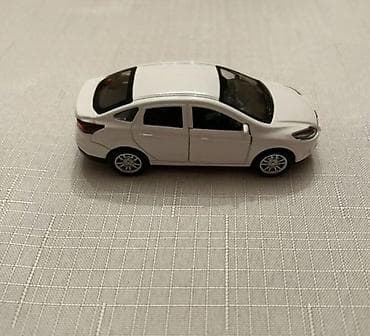 oyuncaqla: Təcili Satılır…Endirim Var… Ford Focus ağ qara modelkası satılır — 6