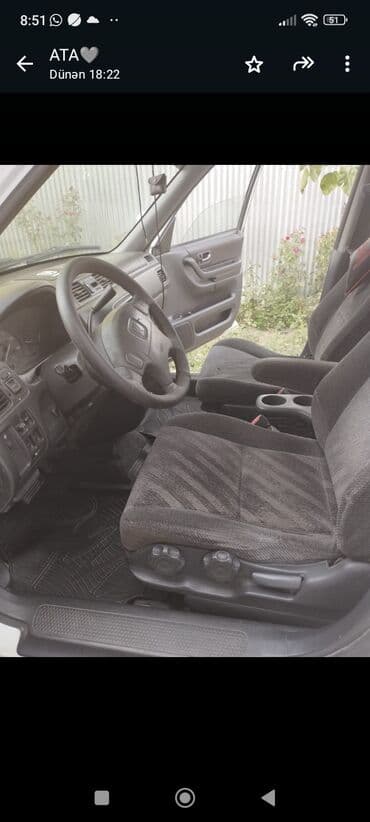 distillə olunmuş su satışı: Honda CR-V: 2 l | 1999 il Ofrouder/SUV — 6