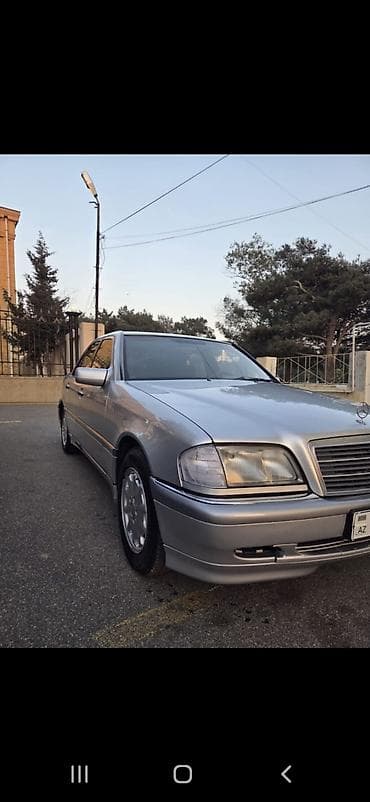 ucuz 2107: Mercedes-Benz C-Sinif (W202) sedan - Kuzov: sedan, gümüşü rəng - — 3