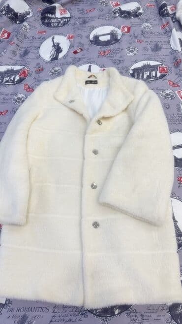 Dəstlər, kostyumlar: Palto, M, rəng - Ağ — 1