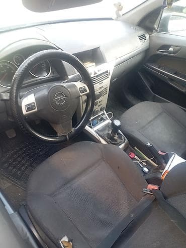 r14 teker satilir: Opel Astra H hatchback – mavi rəng, 5 qapı. Salam mawin ekonom mawindi — 8
