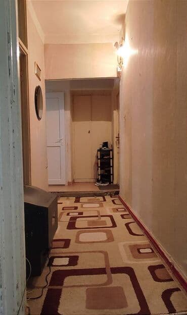 9 ci mikrorayon satilan evler: Bakı, 2 otaqlı, Köhnə tikili, 55 kv. m — 6