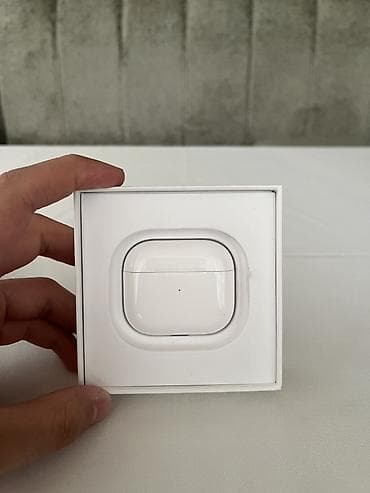 İşlənmiş Simsiz (Bluetooth) Qulaqcıqlar, Apple, rəng - Ağ — 1