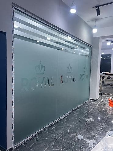 Reklam, çap: Şüşə səthlər üçün qumvari (frost) plyonka və vitraj qrafika xidməti - — 1