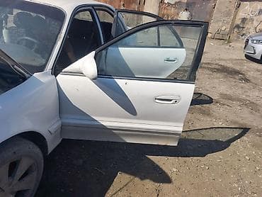 niva bar: Hyundai Elantra (özəl nömrə nişanı görünür) üçün komplekt hissələr - — 1