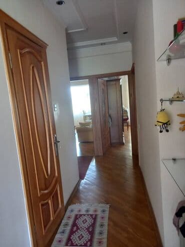 ev certiyojları: Mənzil kirayə verilir. Tibb universitet yaninda 3otagli ev — 12