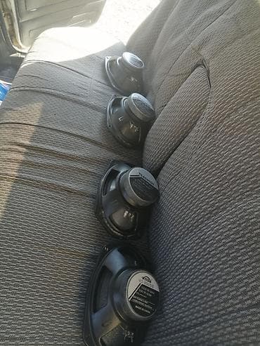 maqnitola satilir: Avtomobil üçün 4 ədəd oval akustik dinamika dəsti. - Brend/model — 3