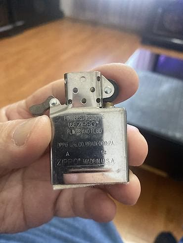 çekmeler: Zippo dəsti - Brend: Zippo - Tərkib: benzinli klassik Zippo alışqan — 3
