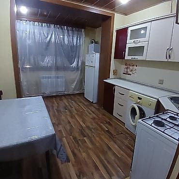 maştağa evləri: 10cu mk 2otaqlı içi əşyalı ev kira verilir 5in 3cu mərtəbəsi 400azn — 7