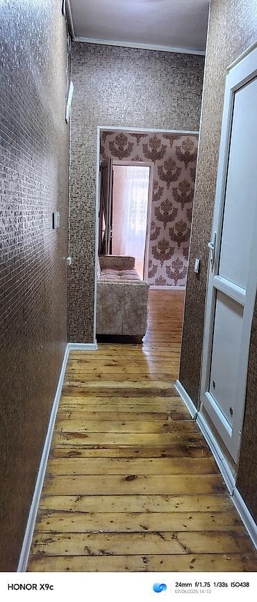 Gəncə, 3 otaqlı, Köhnə tikili, 62 kv. m