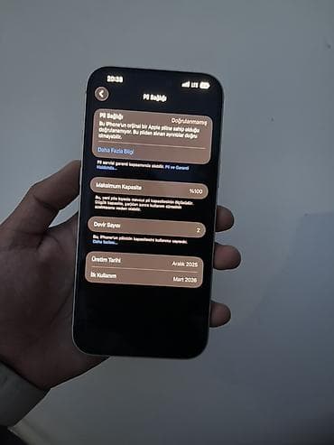 iphone 5 's: IPhone 17 Pro Max, 256 GB, White Titanium, Face ID — 4