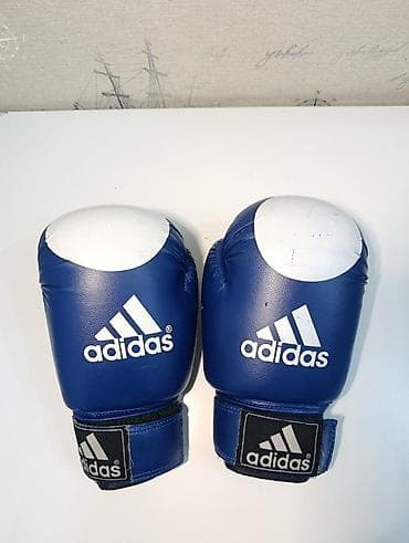 Əlcəklər: Adidas boks əlcəkləri tezedi 1defe işlenib - Rəng: mavi/ağ - Marka — 1