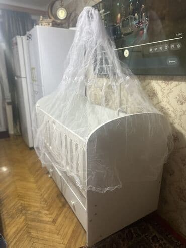 sade perdeler: Oğlan və qız üçün, Yeni, Beşik, Matras ilə — 2