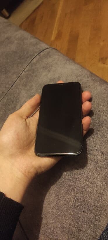 Oppo: IPhone 11, 128 GB, Qara, Face ID — 2