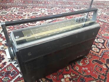 audio: Qədimi radio.VEF Spidola-231 [1976] — 2