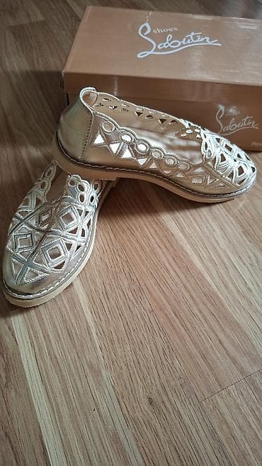 parca mokasinlər: Qızılı rəngli qadın loaferləri - Model: AILLY brend yazısı ilə içlik — 3