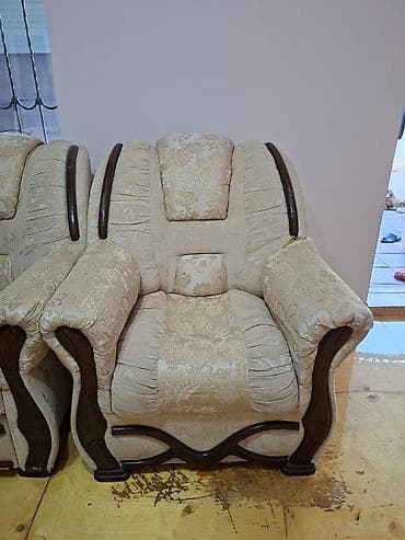 acilan divan: İşlənmiş, Klassik divan, 2 kreslo, Bazasız, Açılan — 4