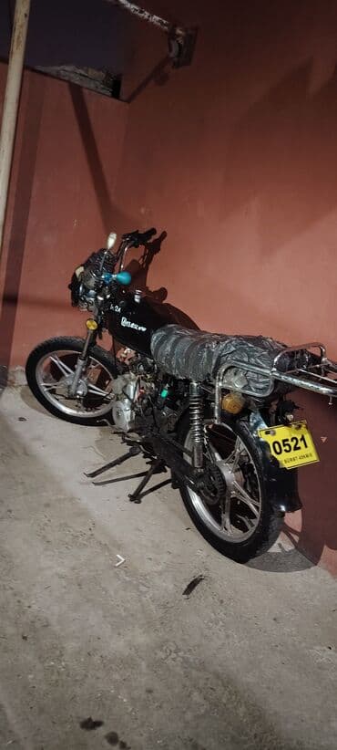 квадроцикл баку цена: Moto velosiped tipli benzinli motosiklet Xüsusiyyətlər: - Yanacaq — 1