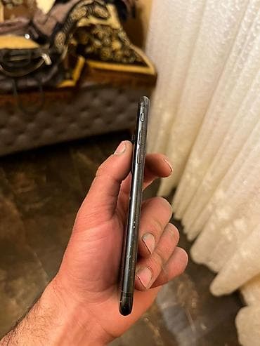 iphone 7 ekrani: IPhone 7, 32 GB, Qara, Barmaq izi — 2