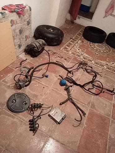 mersedes ehtiyat hisseleri: Avtomobil üçün LPG/Qaz avadanlığı komplekti Tərkib: - Balon (donut — 1