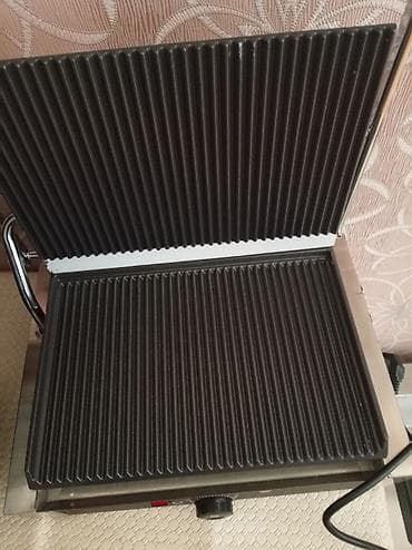 gril: Profesional elektrik panini/gril presi və təkqablı elektrik friyator — 2