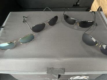 Eynəklər: Eynəklər satılır.Həm gün,həmdə optik eynək var.Səliqəlidir.Real — 2