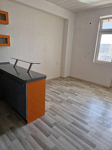 aff park: 1 otaq + studio tipli əla təmir. Mənzil boşdur. Qafqaz universitetinə — 2