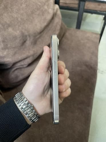 iphone 14 pro 512: IPhone 15 Pro, 128 GB, Natural Titanium, Zəmanət, Barmaq izi, Simsiz şarj — 6