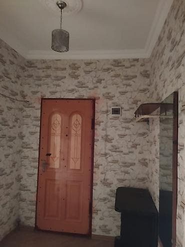 Sumqayıt şəhəri, 9cu mkr, Heydər parkına baxan 9 mərtəbəli binanın 1 — 6