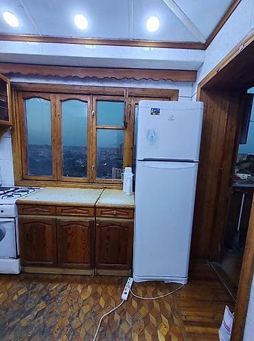 neftciler: 🏡 Kirayə Otaq Elanı 📍 4 otaqlı, hər bir şəraiti olan mənzildə otaq — 3