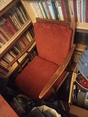 kreslo: Retro taxta kreslo - Material: bərk taxta karkas, laklı səth; enli — 2