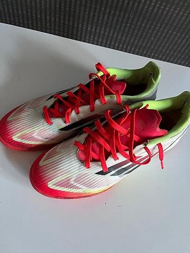 kros: Adidas F50 TF kişi futbol butsası (ştutsluq) – süni örtük və məhəllə — 2