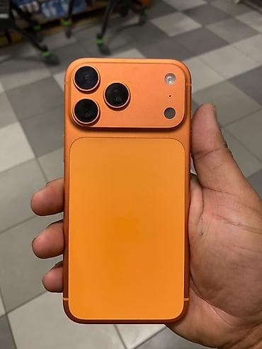 ipad 4 pro: IPhone 17 Pro Max, 256 GB, Narıncı, Face ID — 3