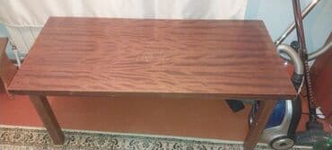 Jurnal masası, İşlənmiş, Açılmayan, Dördbucaq masa