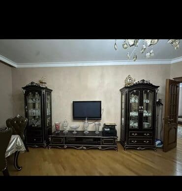 принимаем старую мебель: Двуспальная кровать, Комод, Трюмо, 2 тумбы, Азербайджан, Б/у — 7