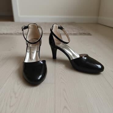 qadin sapaskileri: Tuflilər, Ölçü: 36, rəng - Qara, Yeni — 1