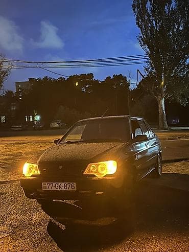 Salam maşin satilir rəngi qaradi senedler qaydasindadi salon