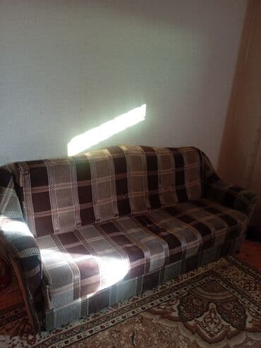 диван французская раскладушка: Divan, İşlənmiş, Açılan, Bazasız, Parça, Çatdırılma yoxdur — 2