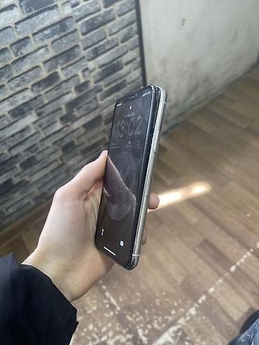 ipad pro m1: IPhone 11 Pro, Gümüşü, Face ID — 5