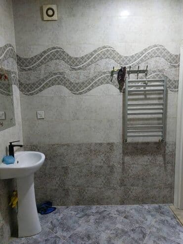 ev certiyojları: Mənzil kirayə verilir. Qaraçuxur 5 mərtəbəli apartman evlər. 5.3 — 5